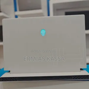 New Laptop Alienware M17x R2 16GB Intel Core I7 SSD 512GB