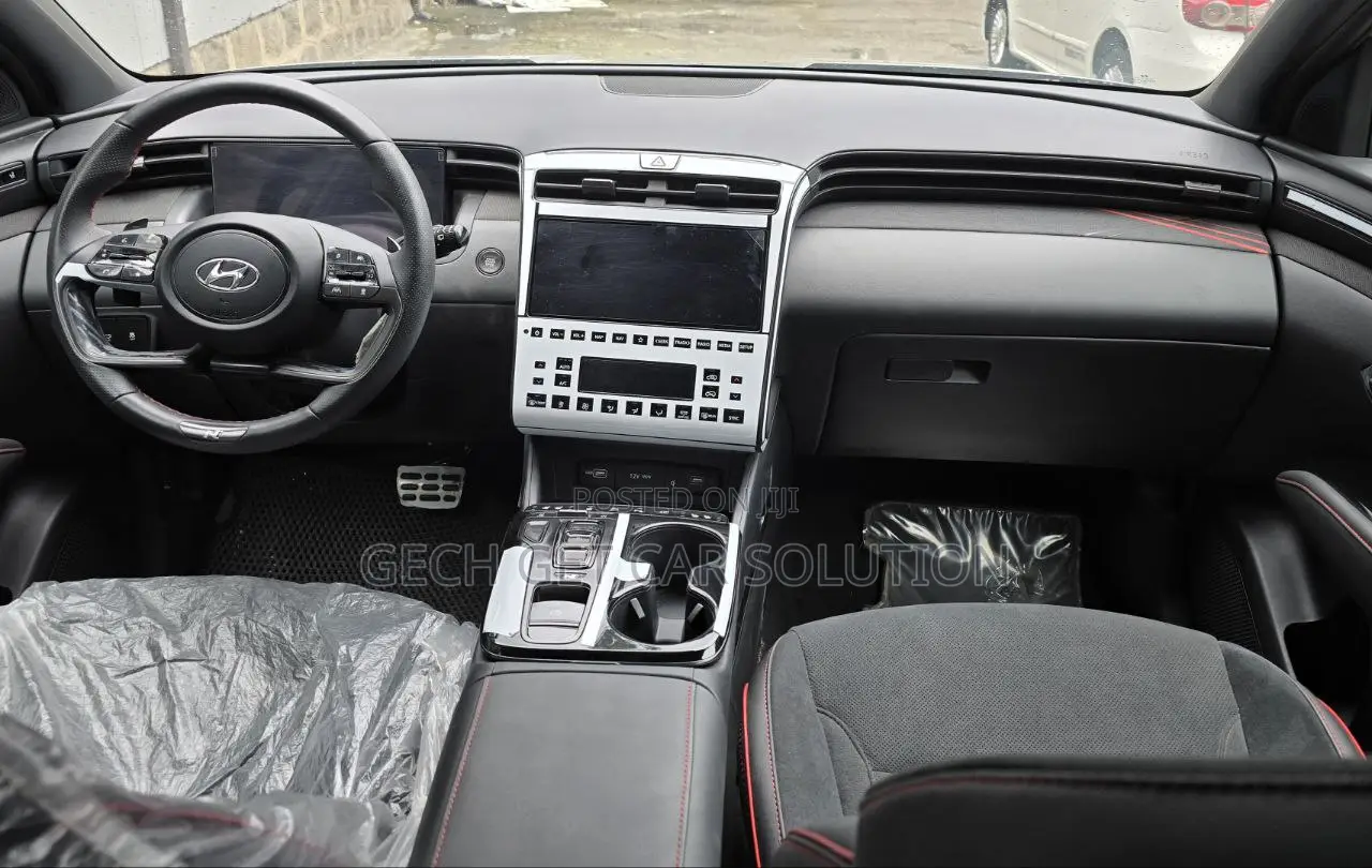 New Hyundai Tucson 2022 Silver