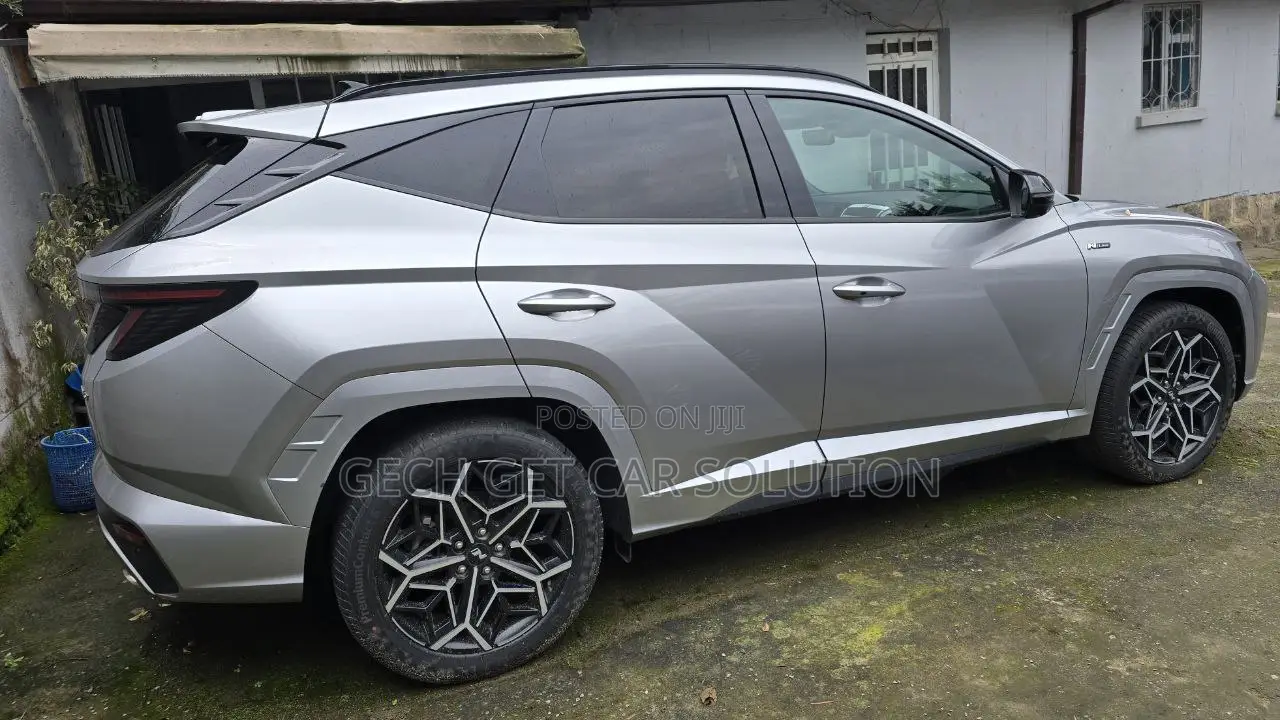 New Hyundai Tucson 2022 Silver