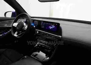 New Mercedes-Benz C400 2023 Blue