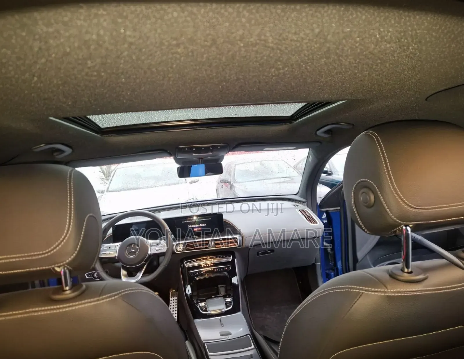 New Mercedes-Benz C400 2023 Blue