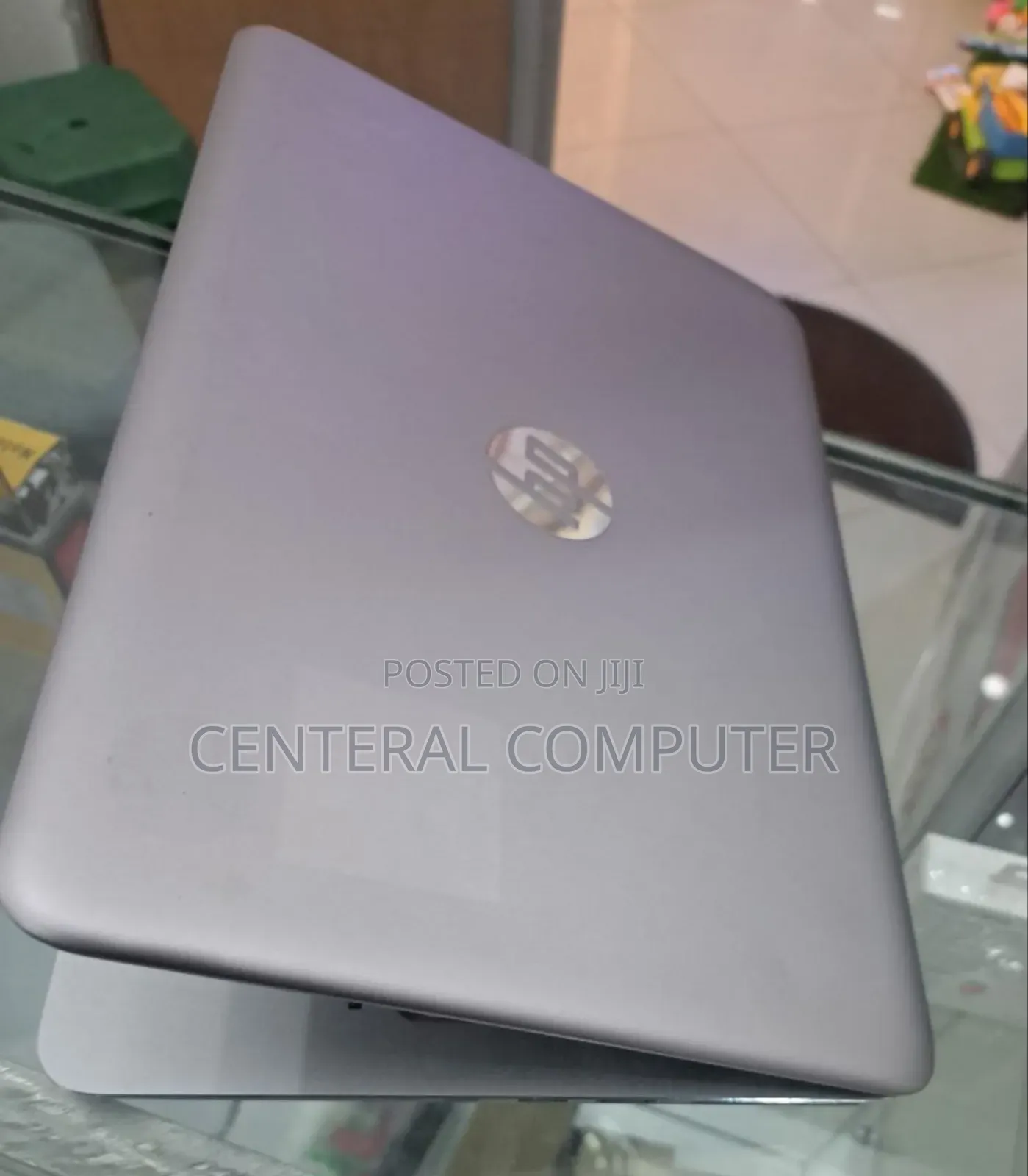 New Laptop HP 14-Dq1025cl 16GB Intel Core I7 SSD 512GB