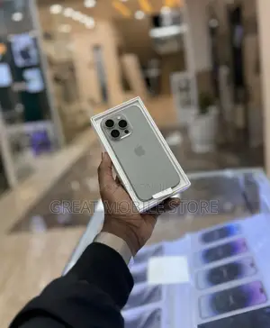 New Apple iPhone 15 Pro 256 GB