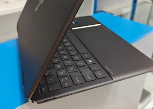 New Laptop HP Spectre 16GB Intel Core I7 SSD 1T