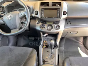 Toyota RAV4 2011 Gray