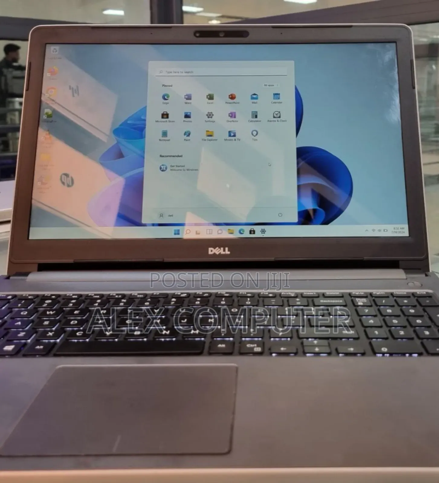 New Laptop Dell Inspiron 15 8GB Intel Core I7 SSD 1T