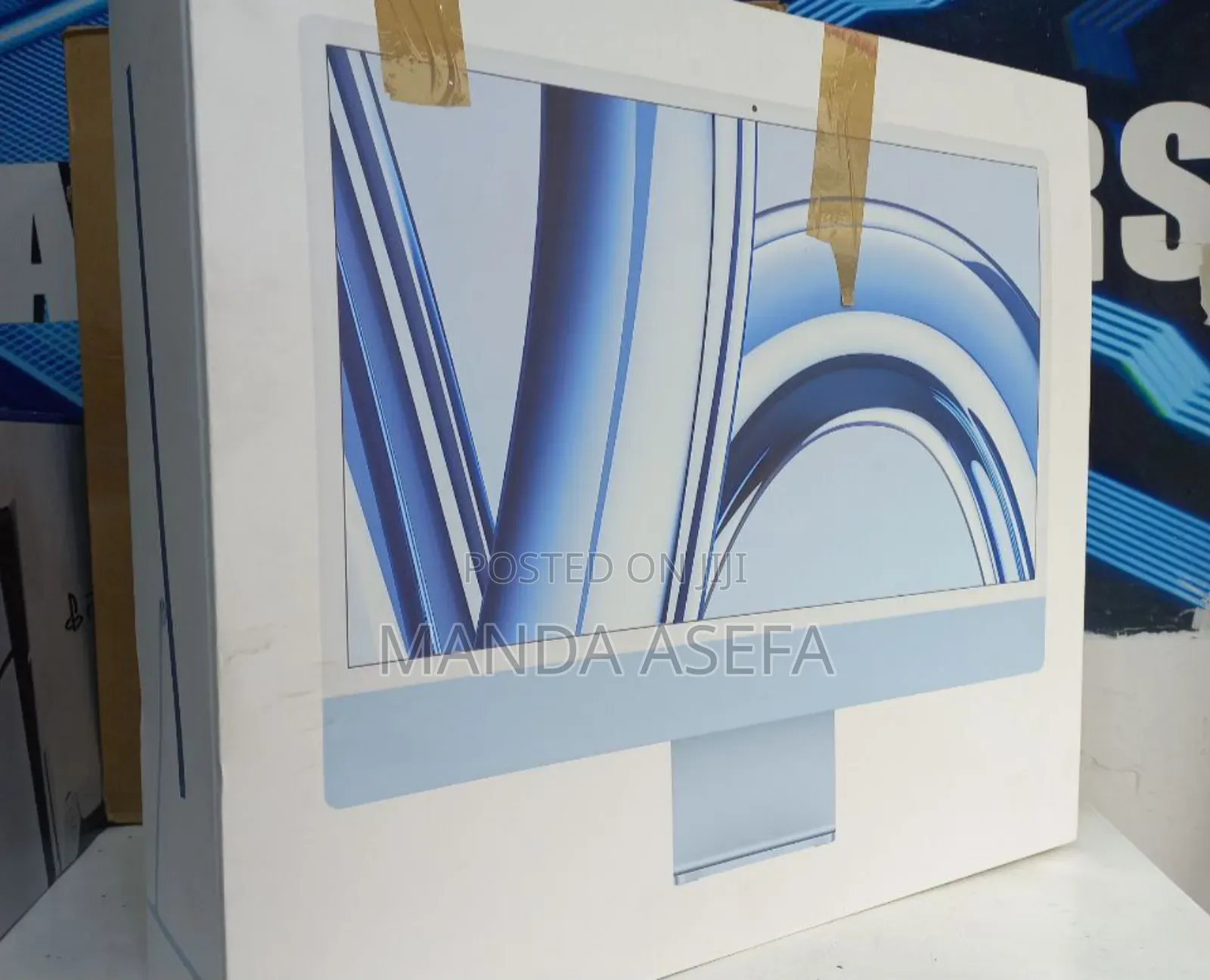 New Laptop Apple MacBook 8GB Apple M3 SSD 256GB