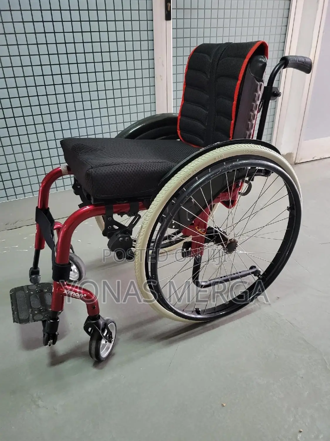 Wheelchair Self-Propelled Sports Wheelchair Target Folding