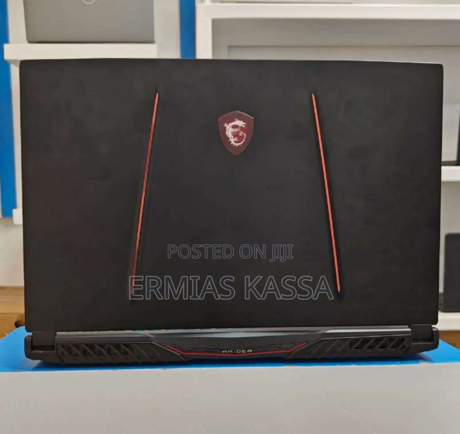 New Laptop MSI Katana 17 16GB Intel Core I7 HDD+SSD 1.5T