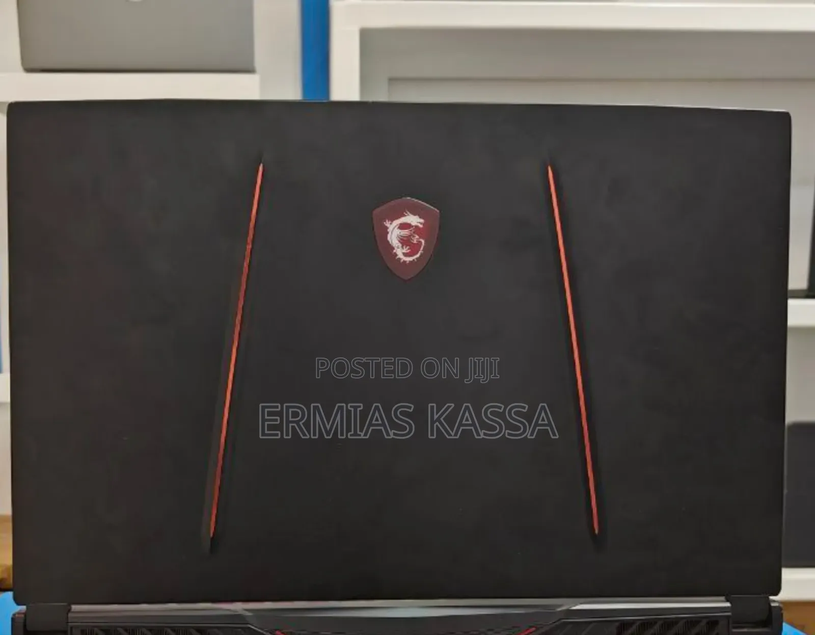 New Laptop MSI Katana 17 16GB Intel Core I7 HDD+SSD 1.5T