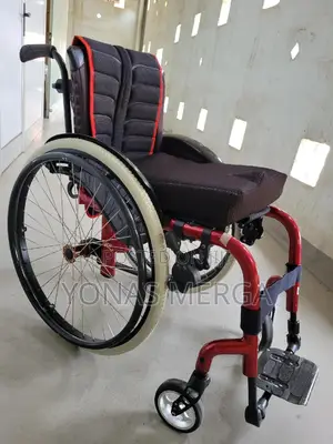 European Wheelchair/Quality Is Guaranteed/Compatible ዊልቼር