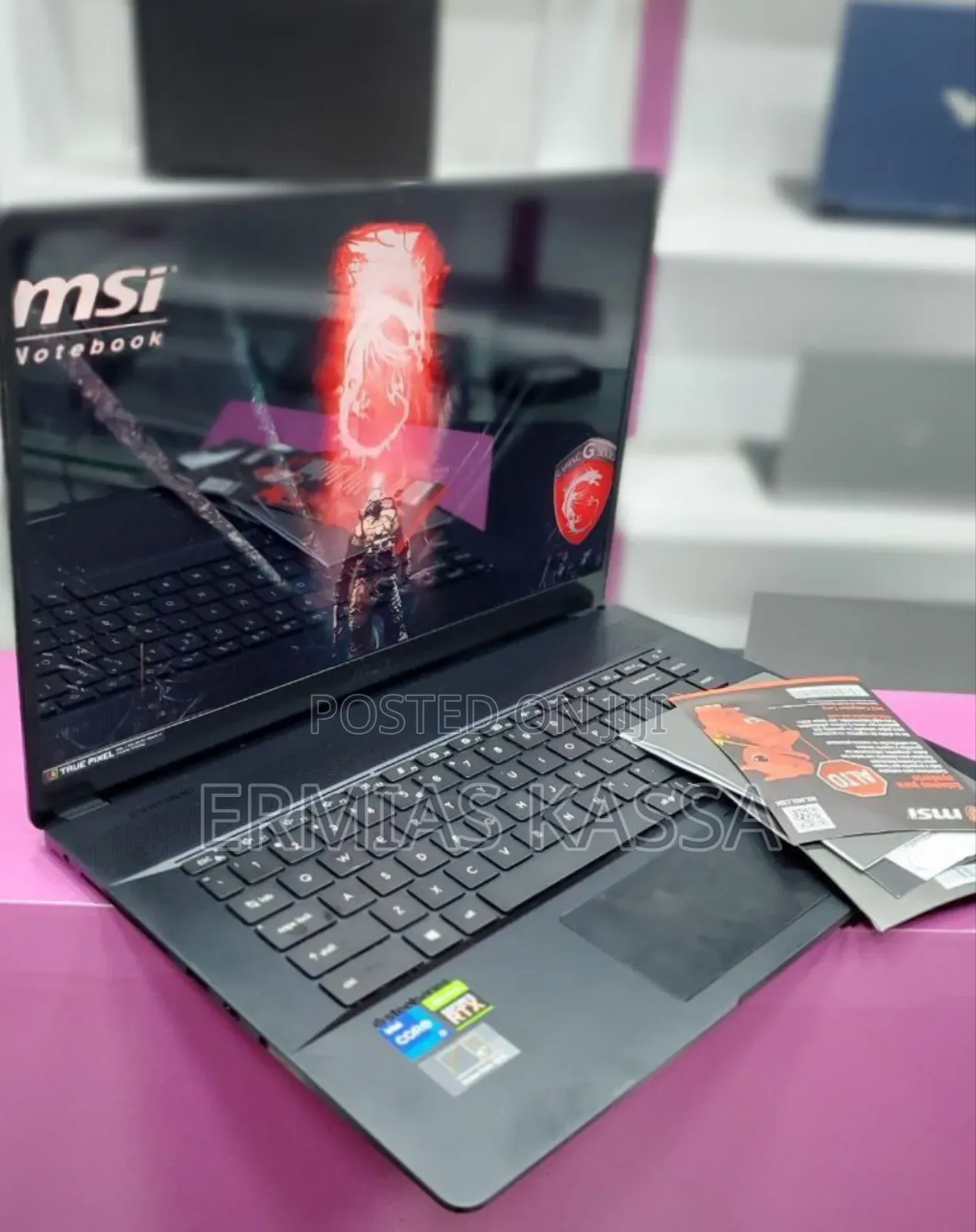 New Laptop MSI Creator 17 B11ue-224 16GB Intel Core I7 SSD 1T