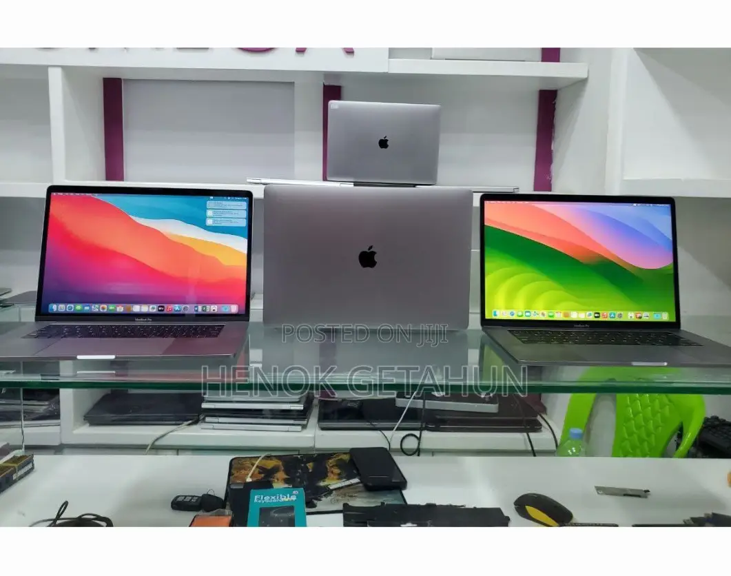 New Laptop Apple MacBook Pro 2019 16GB Intel Core I9 SSD 1T