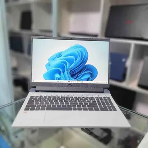 New Laptop Dell 16GB AMD Ryzen 7 SSD 512GB