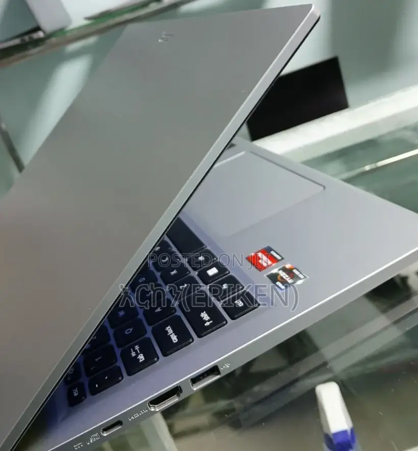 New Laptop Acer Aspire 3 8GB AMD Ryzen 3 SSD 512GB