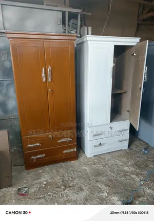 Photo - የልብስ ቁምሳጥን