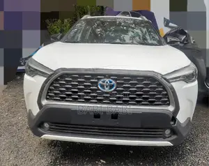 New Toyota Corolla Cross 2024 White