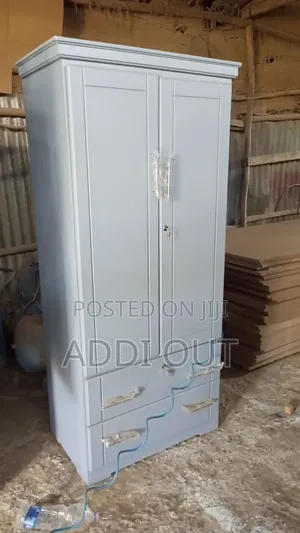 Photo - 0.8ዐ ቁምሳጥን