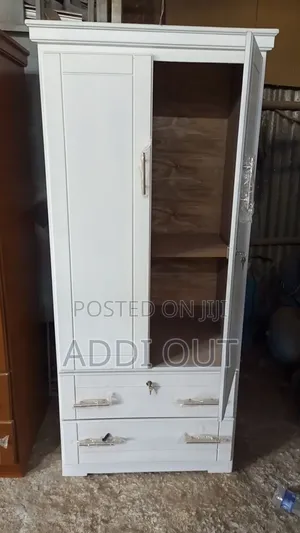 0.8ዐ ቁምሳጥን