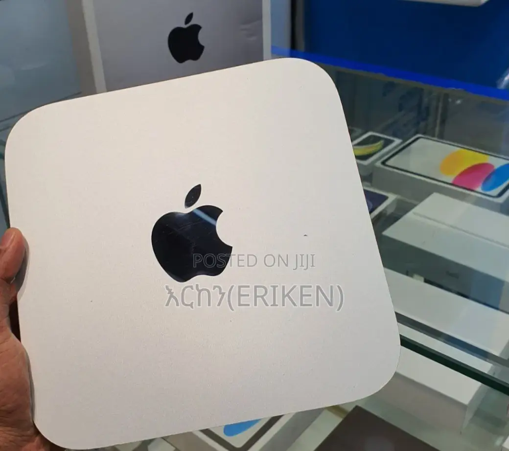 New Laptop Apple MacBook 16GB Apple M1 SSD 512GB