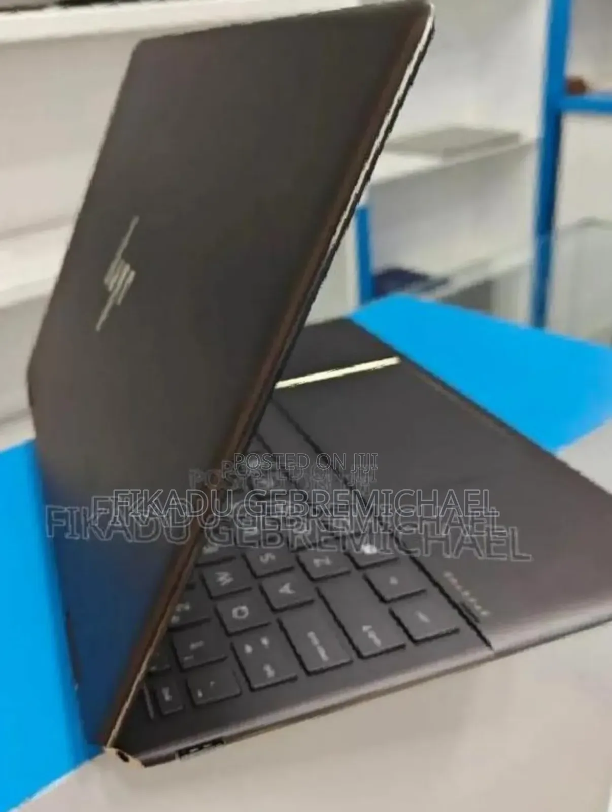 New Laptop HP Spectra 13 16GB Intel Core i7 SSD 1T