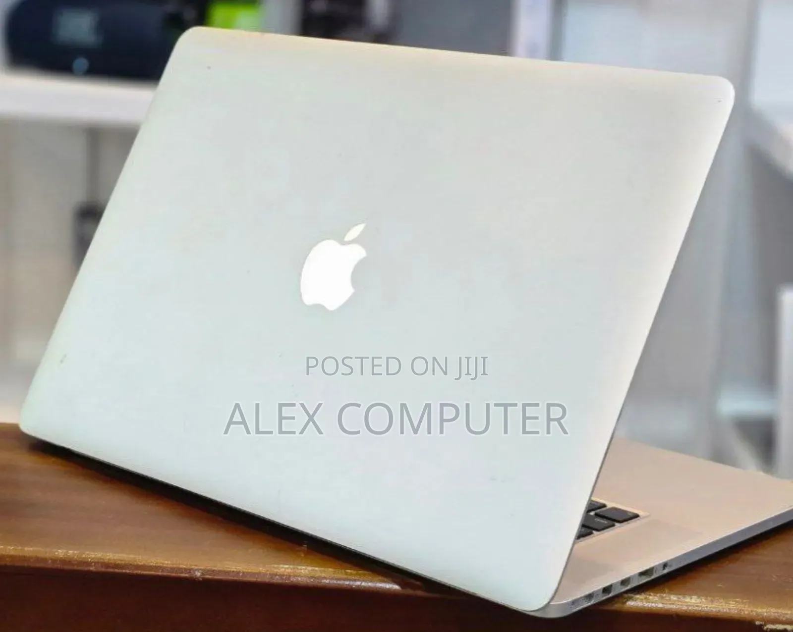 New Laptop Apple MacBook Air 2015 16GB Intel Core I7 SSD 512GB