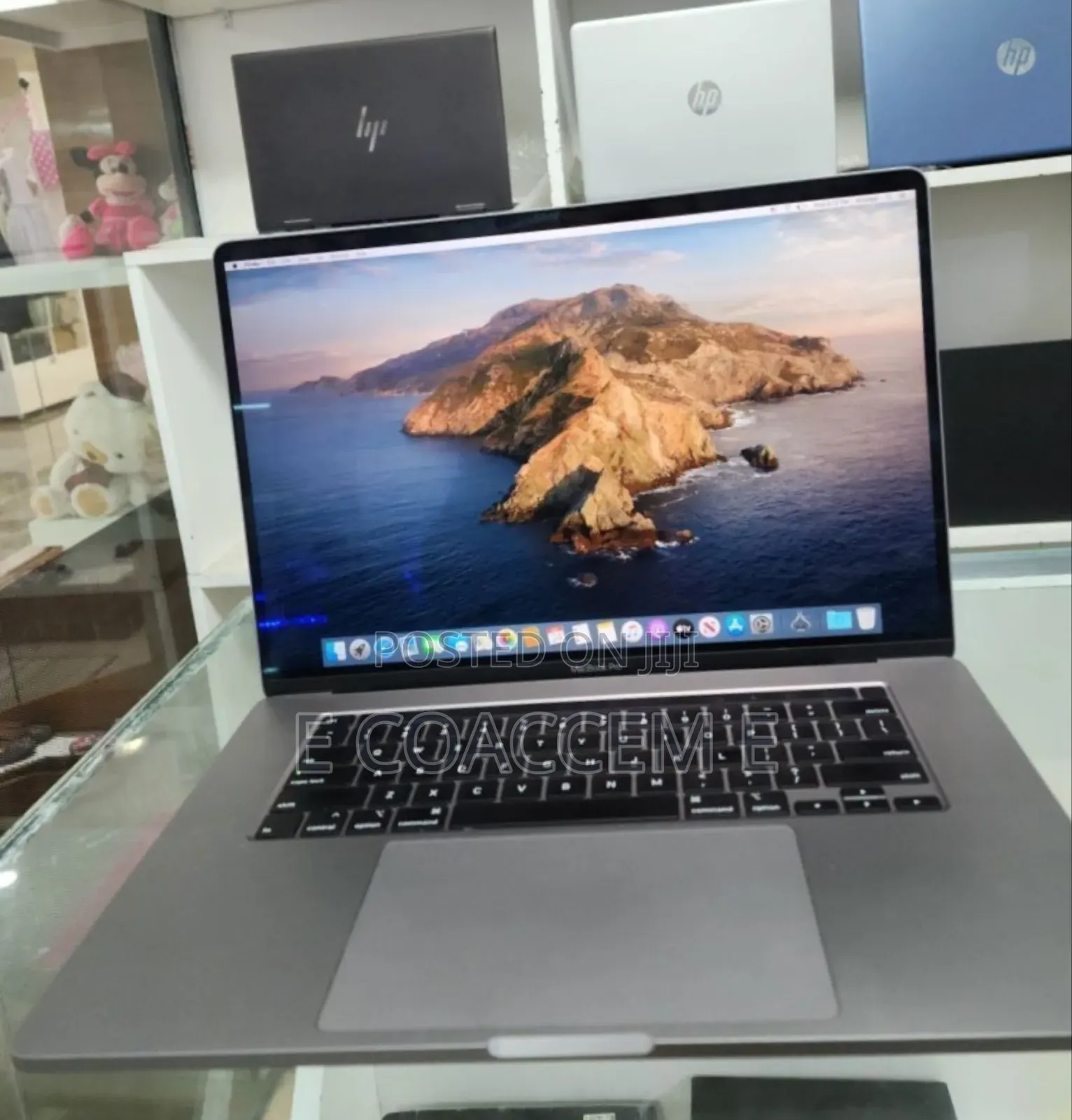 New Laptop Apple MacBook Pro 2019 32GB Intel Core I9 SSD 512GB