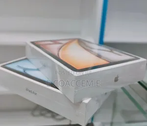 New Apple iPad (2022) 256 GB Silver