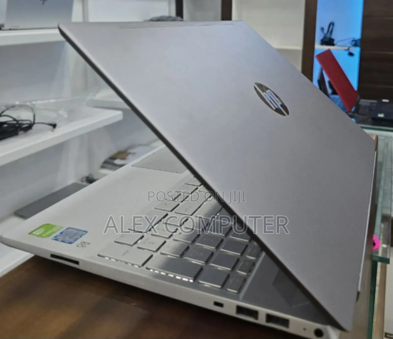 New Laptop HP Pavilion 15 16GB Intel Core I7 SSD 512GB