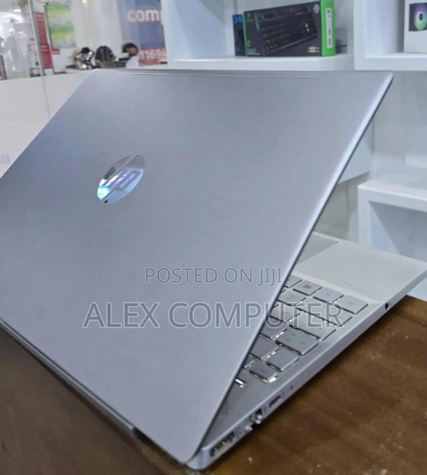 New Laptop HP Pavilion 15 16GB Intel Core I7 SSD 512GB