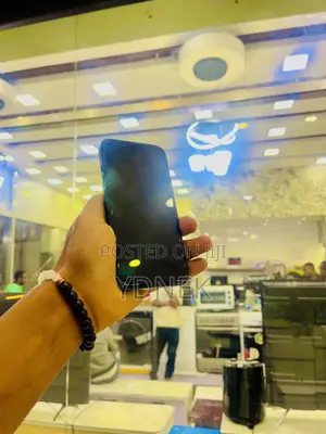 Apple iPhone 13 128 GB Black