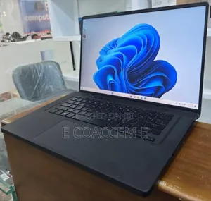 New Laptop Asus ROG Zephyrus M16 GU603HR 16GB Intel Core I7 SSD 512GB