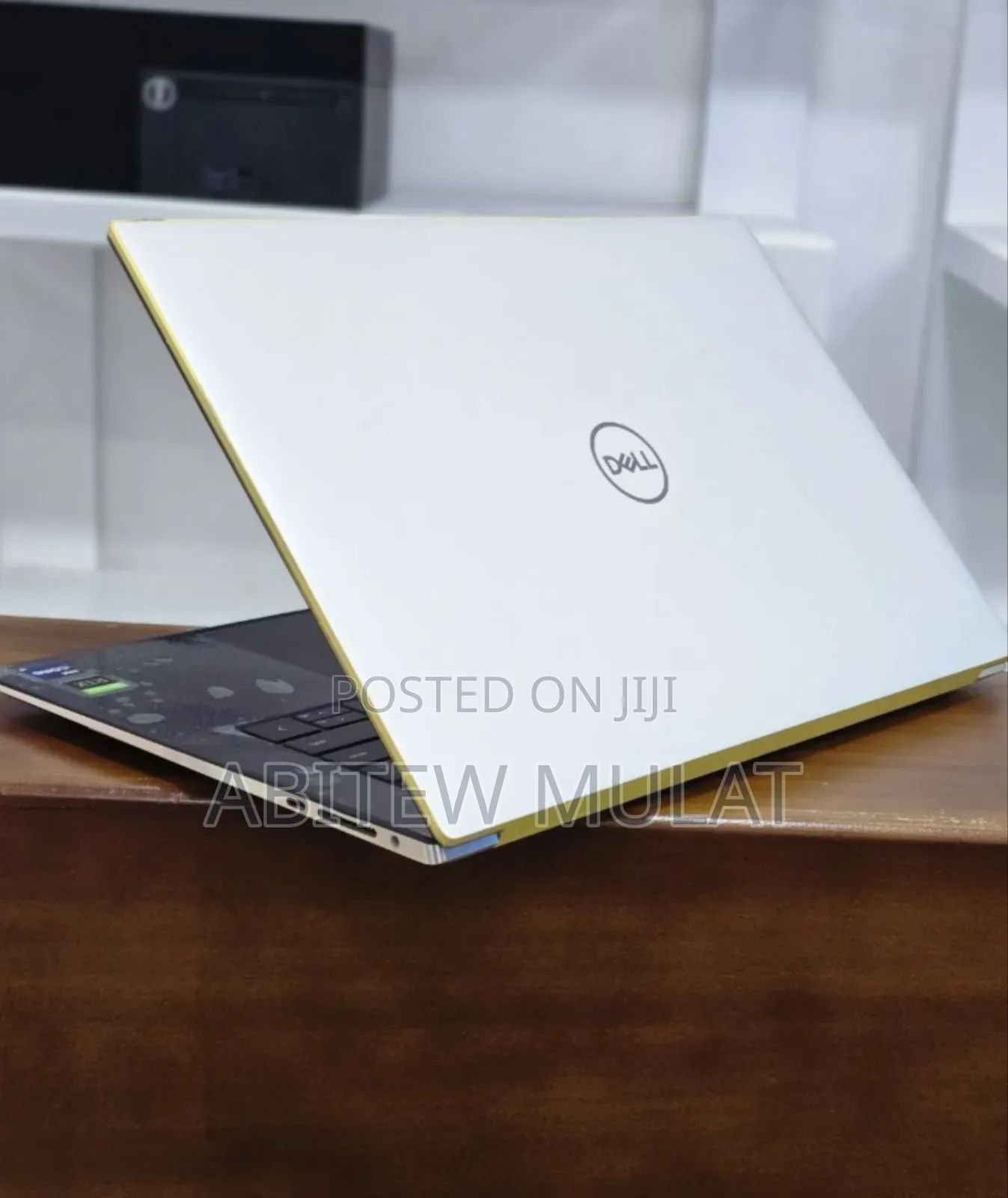 New Laptop Dell XPS 15 32GB Intel Core I9 SSD 2T