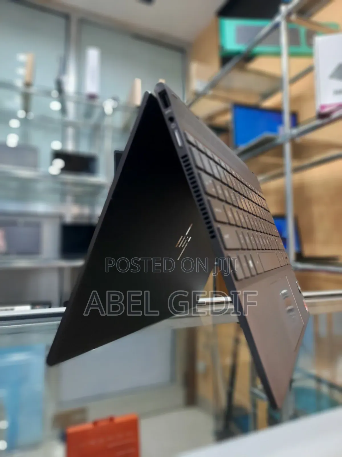 New Laptop HP Envy X360 8GB AMD Ryzen 5 SSD 512GB