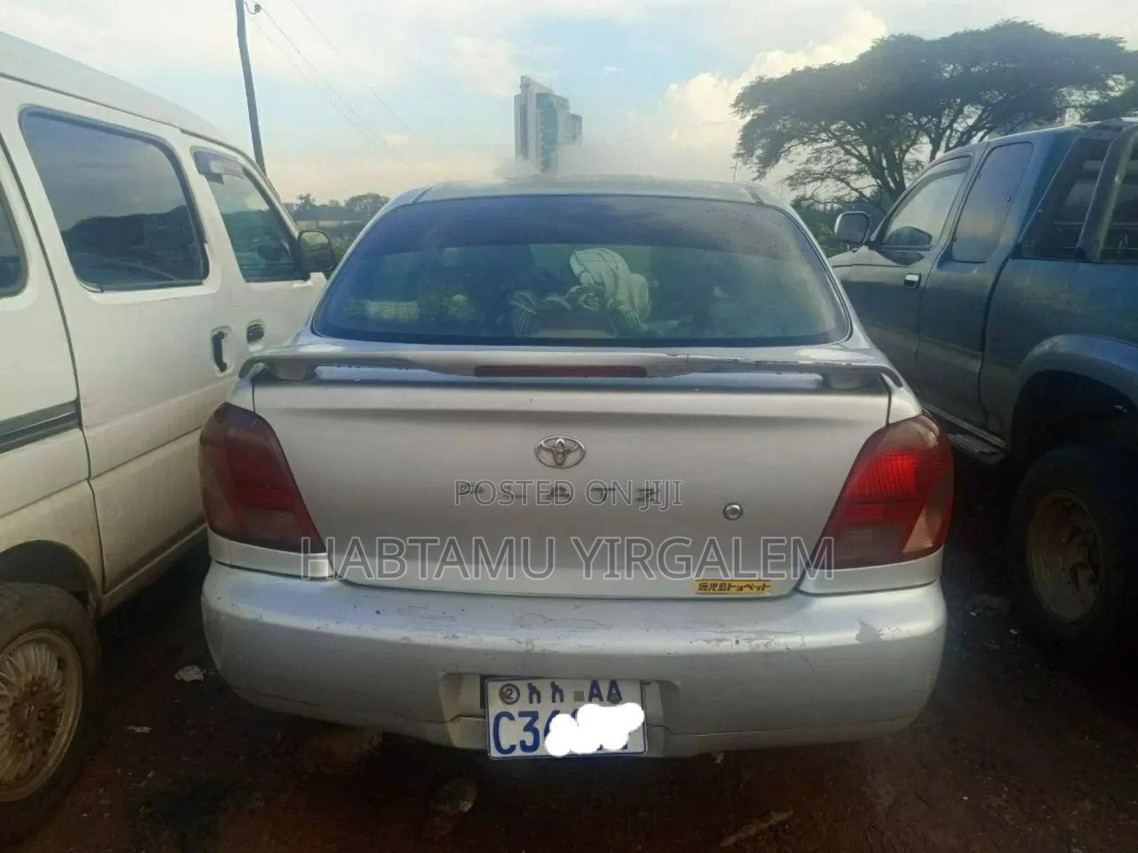 Toyota Platz 2001 Silver