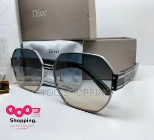 Photo - Dior Womens UV Sunglasses