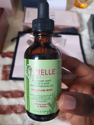 Photo - Mielle Rosemary Mint Oil