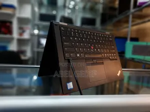 Photo - New Laptop Lenovo ThinkPad Yoga 16GB Intel Core I7 SSD 512GB