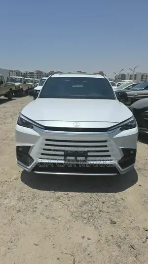 Photo - New Toyota Lexcen 2024 White