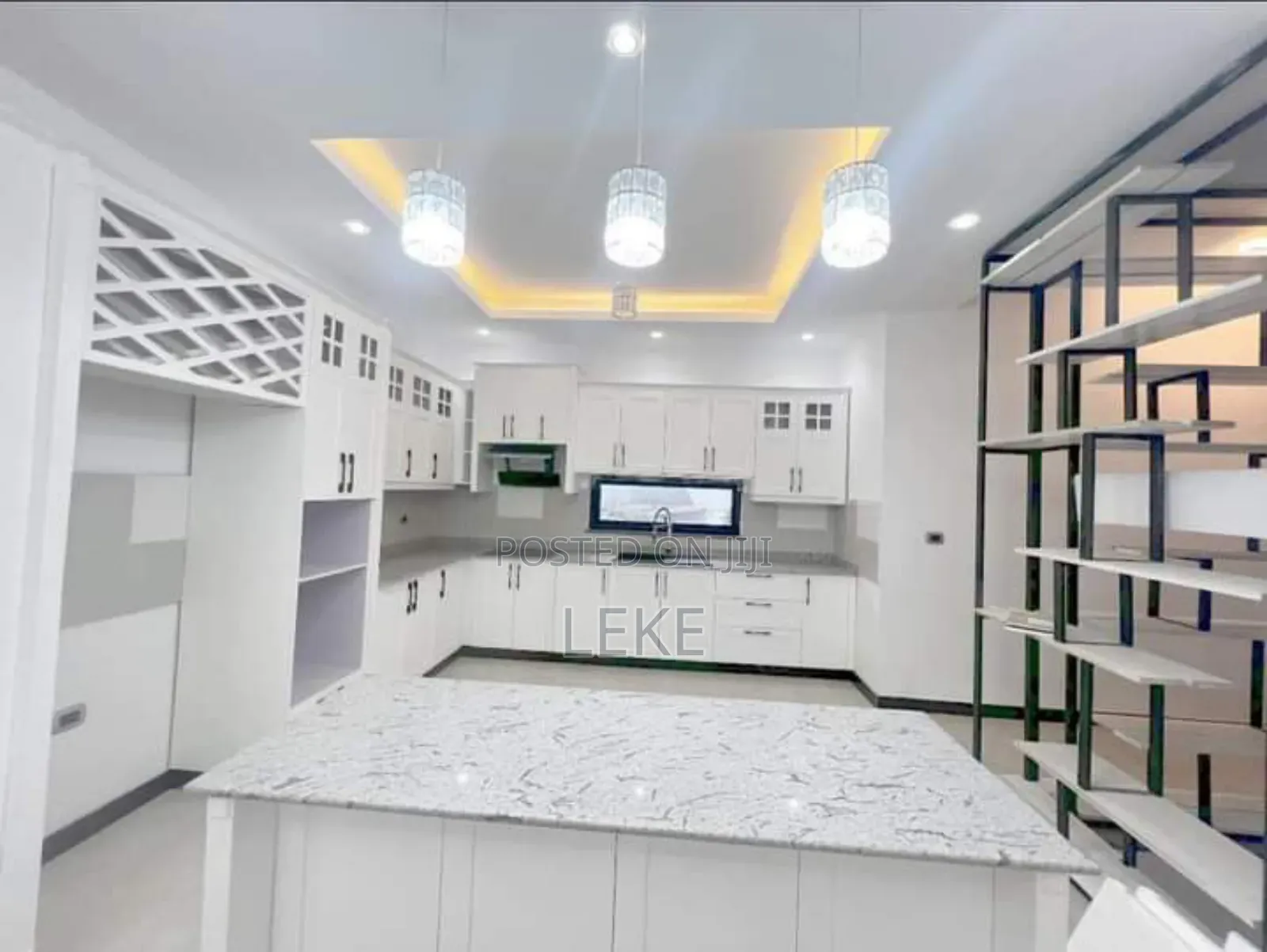 10bdrm House in Bole for rent