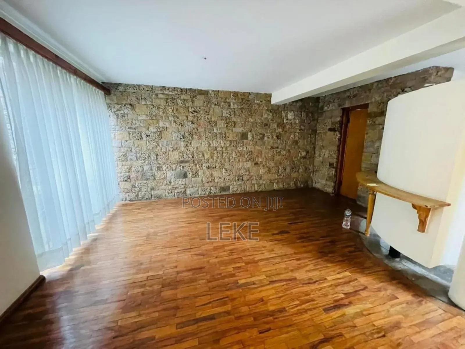 4bdrm House in Bole for rent