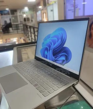 New Laptop HP Envy Pro 16GB Intel Core I7 SSD 1T