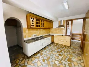 4bdrm House in Nifas Silk-Lafto for rent