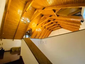 4bdrm House in Bole for rent