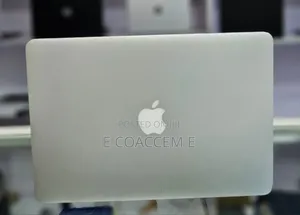 New Laptop Apple MacBook Air 2017 8GB Intel Core I5 SSD 256GB