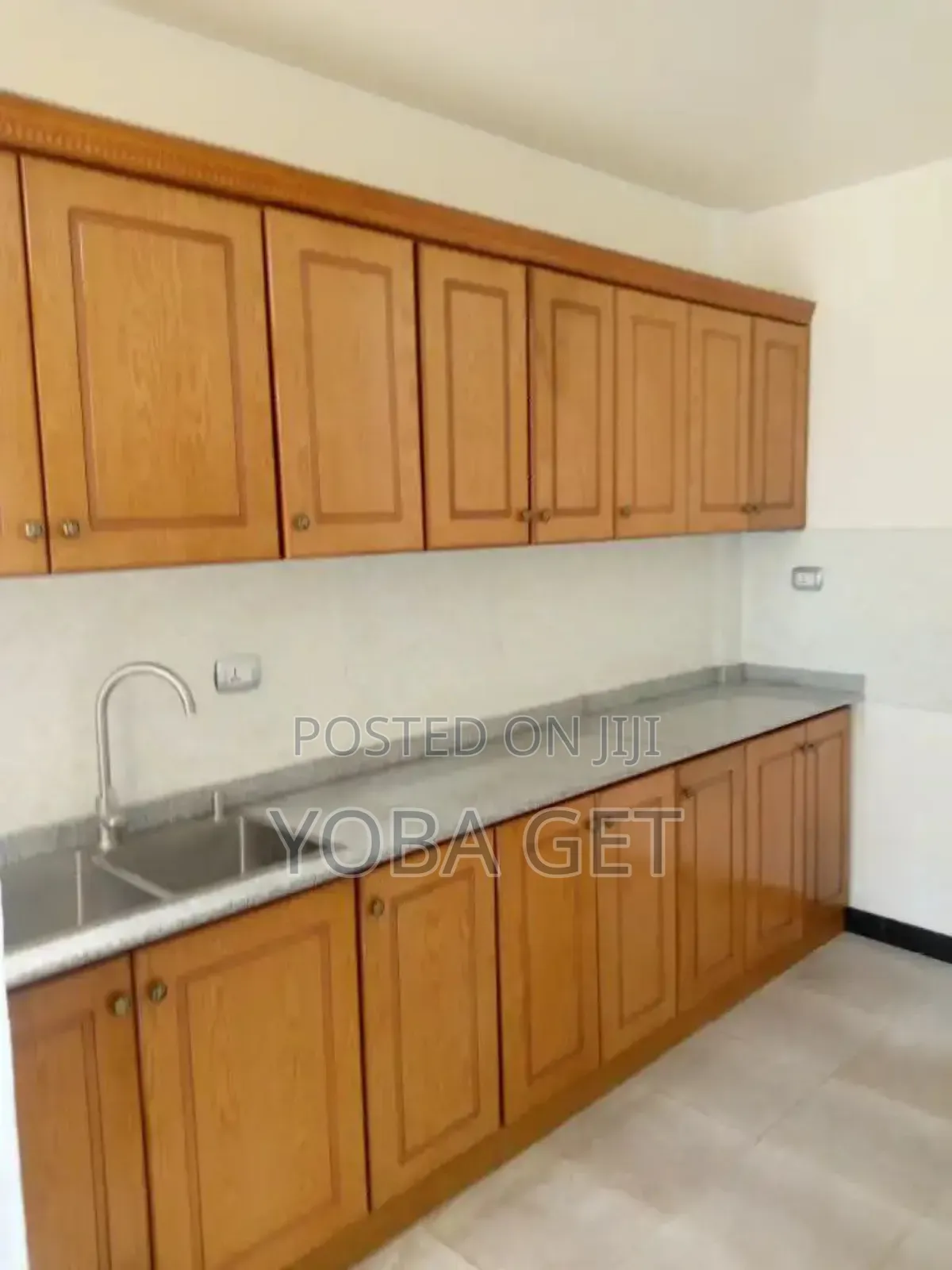 Furnished 7bdrm House in የሚሸጥ ቤት, Akaky Kaliti for sale