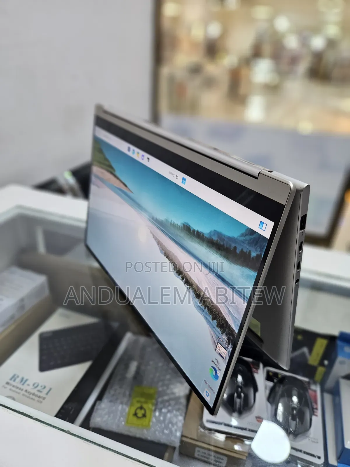 New Laptop Lenovo Yoga 9i 16GB Intel Core I7 SSD 512GB