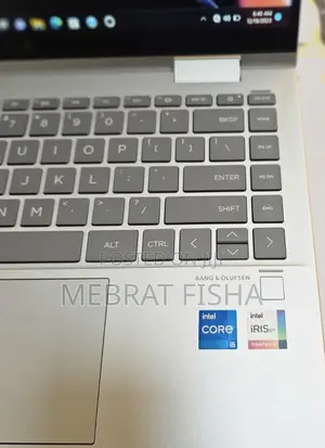 New Laptop HP Envy X360 8GB Intel Core I5 SSD 512GB