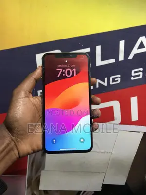 Apple iPhone XS Max 64 GB Gold