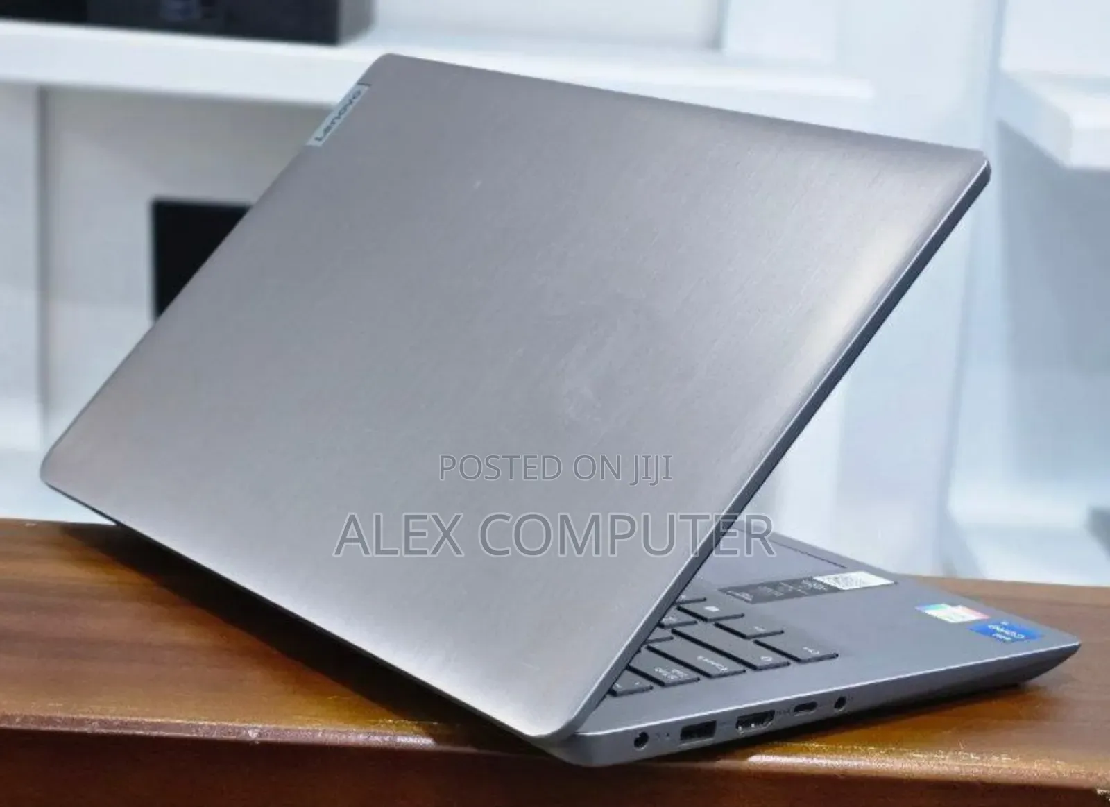 New Laptop Lenovo Ideapad 3 8GB Intel Core I5 SSD 512GB